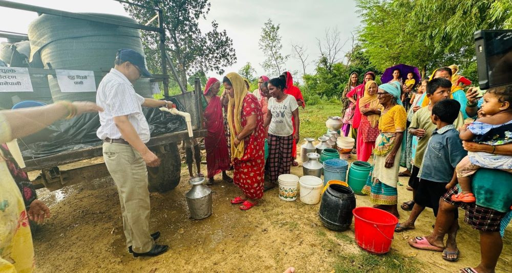 लहानमा ट्यांकीबाट खानेपानी वितरण सुरु
