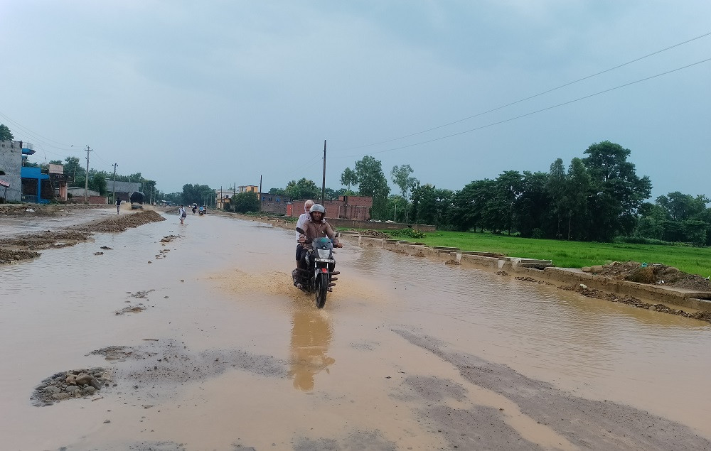 भारतसँग जोडिएको महेशपुर मूल भन्सारको सडक निर्माणका लागि दोस्रोपटक म्याद थप