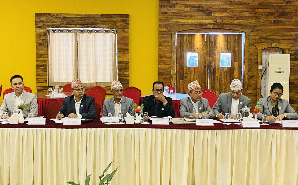 संघ सरकारसमक्ष बाँदर आतंक नियन्त्रणदेखि रामसार क्षेत्रको संरक्षण र व्यवस्थापनलगायत १० वटा माग राख्दै गण्डकी प्रदेश