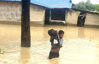 झापामा बाढीको कहर : चार करोड रूपैयाँबराबरको क्षति