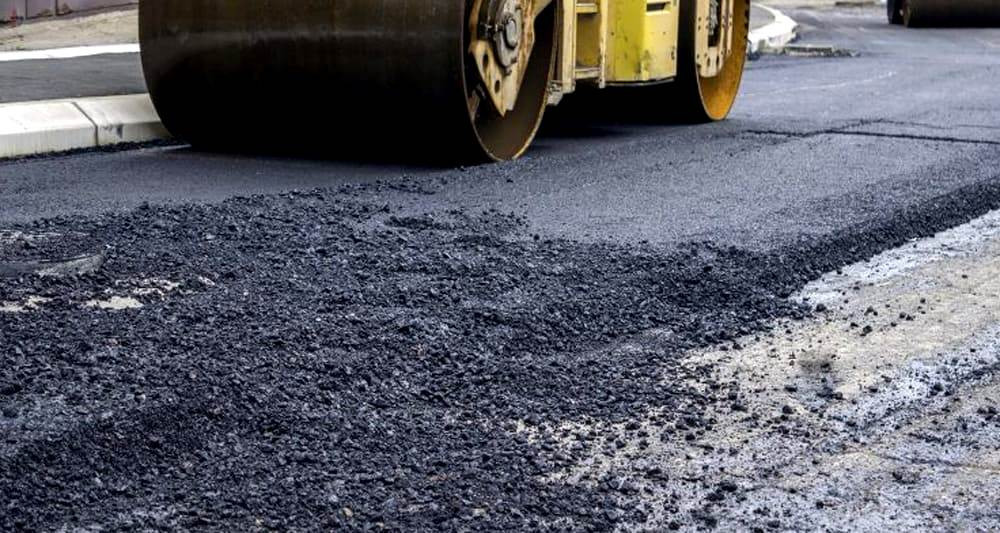 लिङ-हुवास सडक कालोपत्र हुँदै