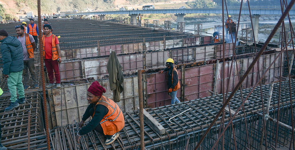 चार लेनको मादी पुल निर्माणको काम अन्तिम चरणमा, वैशाखभित्र सम्पन्न गर्ने लक्ष्य