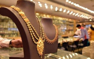 सुनको मूल्य स्थिर, आज कतिमा हुँदैछ कारोबार ?