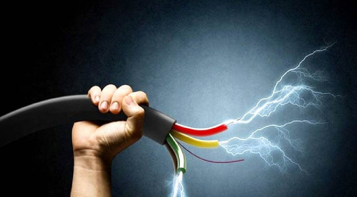 वीरगन्जमा झिलिमिली बत्ती लगाउँदा करेन्ट लागेर एक जनाको मृत्यु