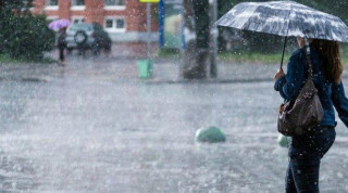 ४ प्रदेशमा हल्का वर्षा हुँदै, कस्तो होला आज देशभरको मौसम?