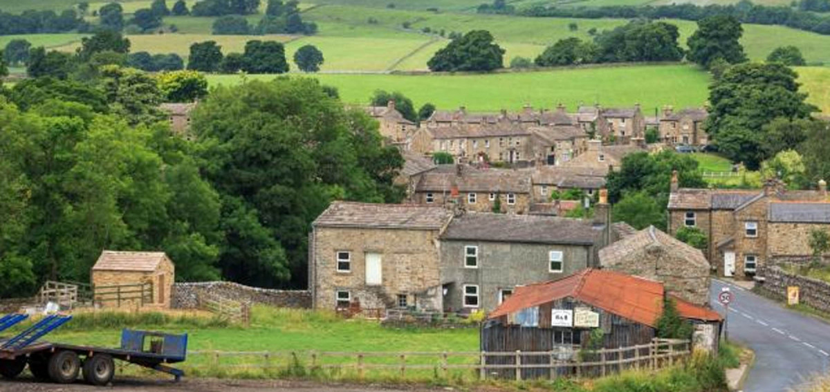 गाउँगाउँमा विकास  : रोकिएनन् बसाइँसराइ