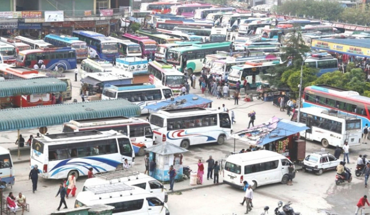 लामो दूरीका रात्रि तथा दिवा सेवाका गाडी बसपार्कबाट मात्रै छुट्ने