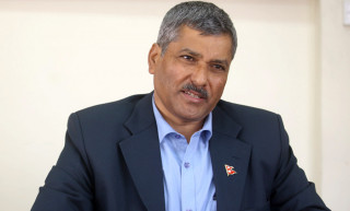 गभर्नर नियुक्तिको खेल पेचिलो बन्दै गएपछि समितिको सदस्यमा अधिकारी नियुक्त