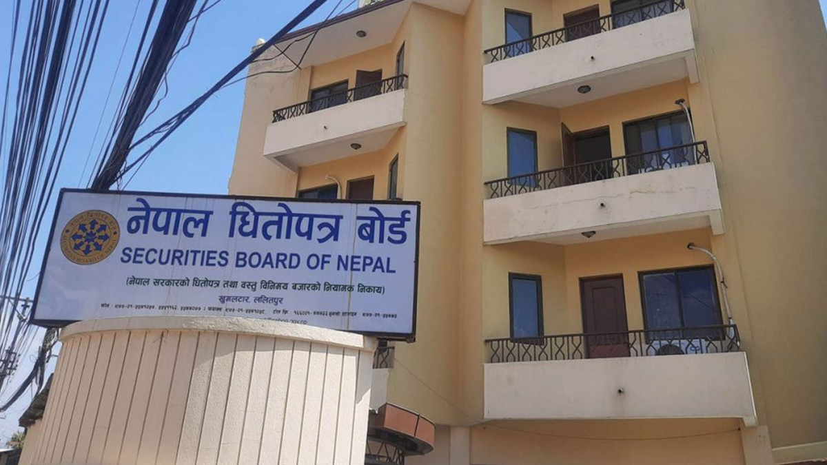 सेयर बजारको विकृति अन्त्यका लागि आक्रामक बन्दा सेबोन अध्यक्षको पद धरापमा