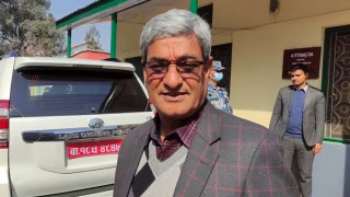 गृहमन्त्री लेखकले दिए राजीनामा