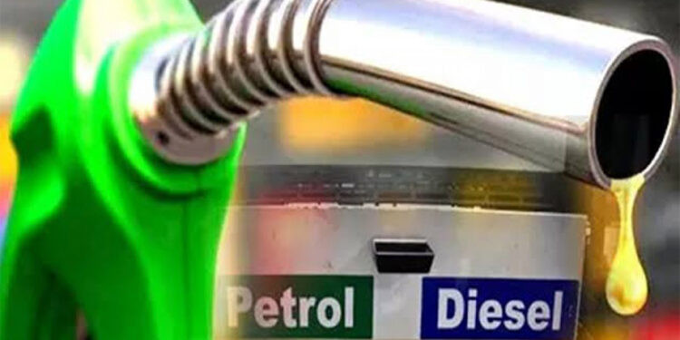 घट्यो पेट्रोल, डिजेल र मट्टितेलको मूल्य