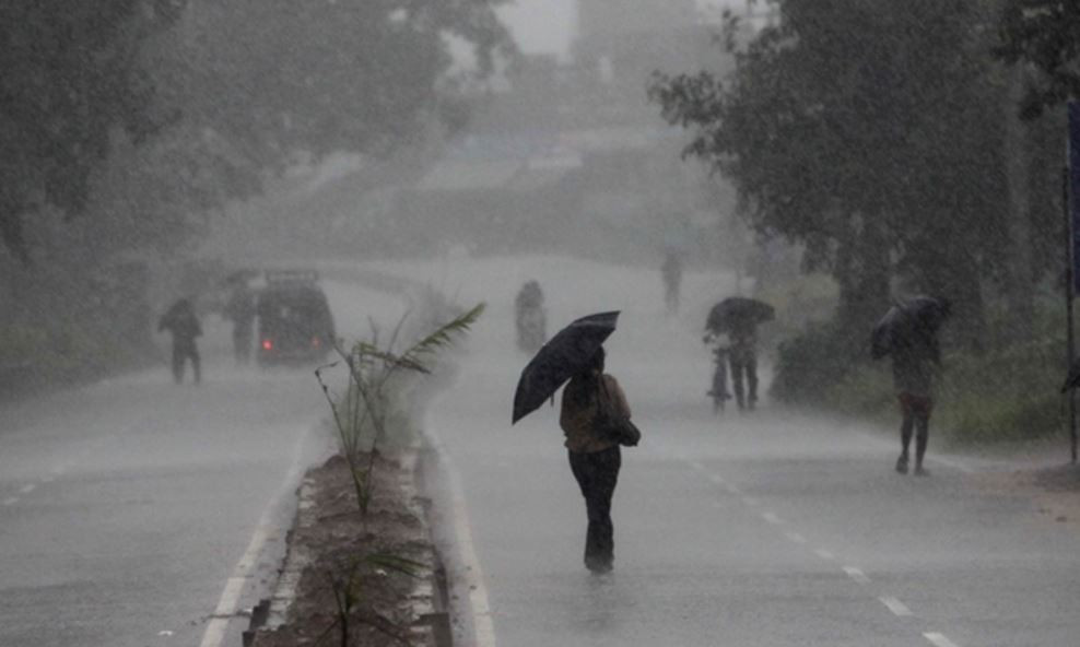 काठमाडौं उपत्यकासहित विभिन्न स्थानमा हावाहुरी, सावधानी अपनाउन प्राधिकरणको आग्रह