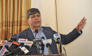 ‘११ गते आई लभ यू केपी बा भन्ने होइन, हिसाब देऊ केपी बा भन्नुपर्छ’: घनश्याम भूसाल