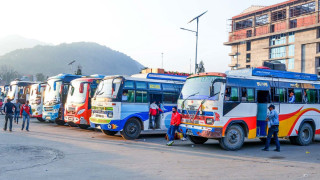 गाडी भाडा तत्काल बढाउन यातायात व्यवसायीको दबाब, के गर्दैछ सरकार ?