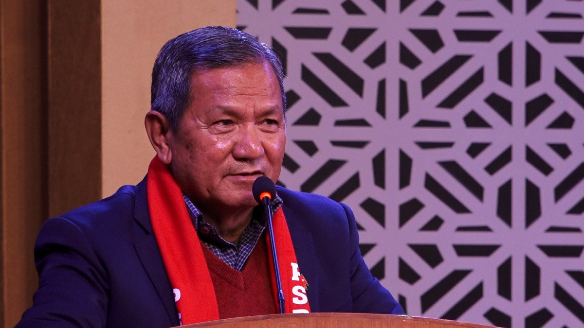 सामाजिक सञ्जाल दर्ता गर्न तीन पटक आह्वान गर्‍यौँ, सधैँ मौन बस्न सक्दैनौँः सञ्चारमन्त्री