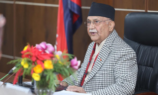 बैंकका साहुहरूले ऋणीको घाँटी निचोरे : प्रधानमन्त्री ओली