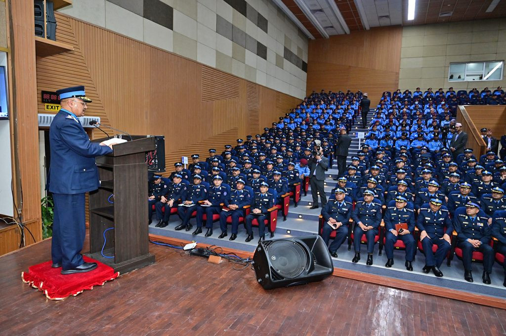 आईजी थापाको पहिलो निर्णय : प्रहरी सहुलियत कर्जा ५ लाख पुर्‍याइयो