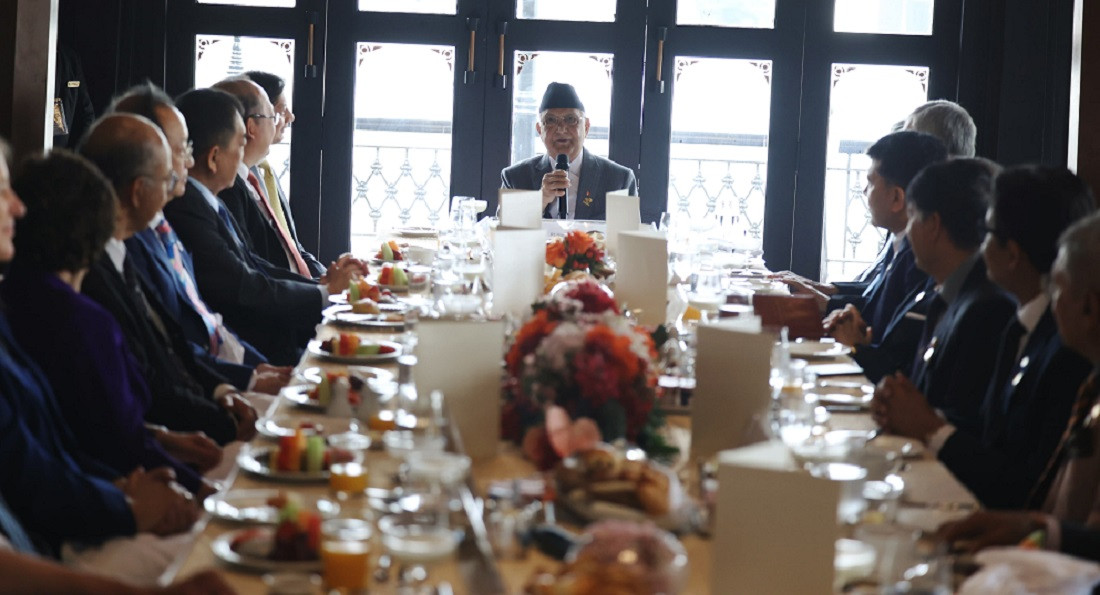 प्रधानमन्त्रीसँग थाइल्यान्डका वरिष्ठ व्यवसायीले गरे भेटवार्ता