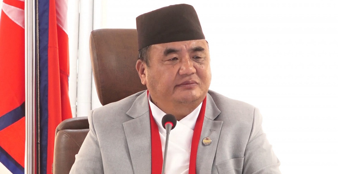 राजतन्त्र फर्काउन खोज्नु मृत्युवरण गरेका पुर्खा फर्कन्छन् भनेजस्तै हो