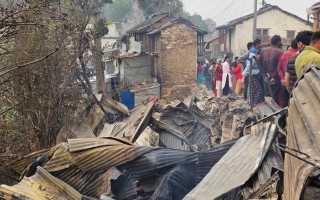 अछामको आगलागीमा २७  घर जलेर  नष्ट,   ७ करोडभन्दा बढीको क्षति