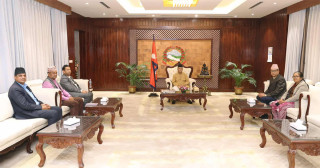 प्रधानमन्त्रीले भेटे शिक्षकका प्रतिनिधि, छलफल निष्कर्षविहीन भएपछि आन्दोलन फेरी शुरु