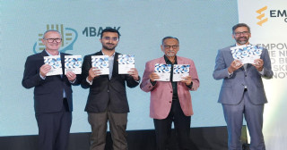 नेपालमा सक्रिय व्यवसायहरुमा आधारित पुस्तक ‘इम्बार्क रिसर्च रिभ्यु'को विमोचन