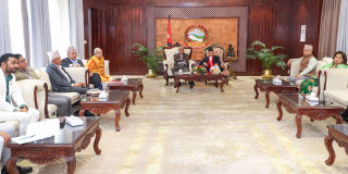 युवापुस्तामा आशा जगाउने नीति तथा कार्यक्रम ल्याउन सरकारलाई सत्तारुढ दलहरुको सुझाव