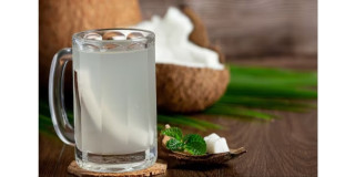 गर्मीमा नरिवलको पानीमा मिसाएर यो चीज पिउनुहोस्