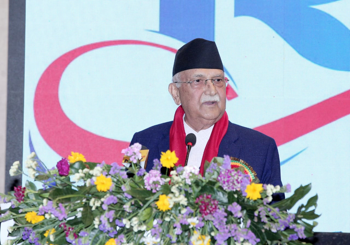 अंग्रेजी भाषाको नक्कल गरेर नेपाली भाषाको कद नघटाउन प्रधानमन्त्री ओलीको आग्रह