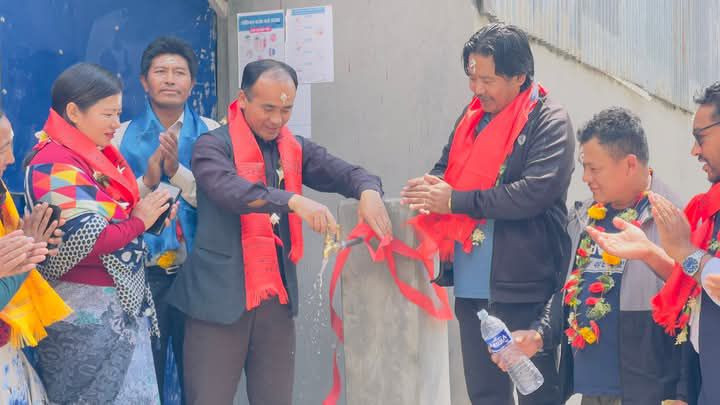 गोरखाको धार्चे गाउँपालिकास्थित माछीखोला खानेपानी आयोजना उद्घाटन