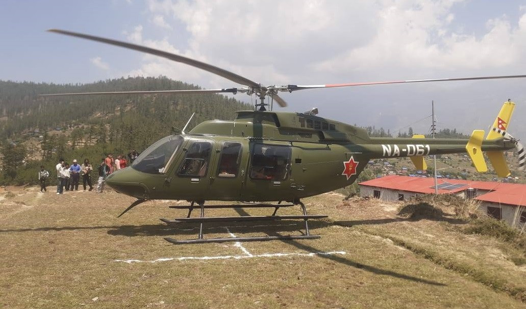 सुत्केरी हुन नसकेपछि २२ वर्षीया युवतीको हेलिकोप्टरमार्फत उद्धार