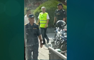 रवीन्द्र मिश्रलाई हत्कडी खोलेर सर्वोच्च लगियो, बन्दी प्रत्यक्षीकरणको सुनुवाइ हुने