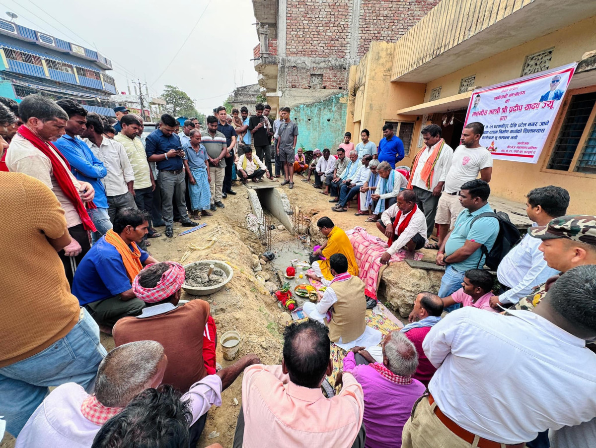 वीरगञ्जको परवानीपुरदेखि पटेलनगर क्षेत्रमा जल निकासी प्रणालीमा सुधार हुन्छ: मन्त्री यादव