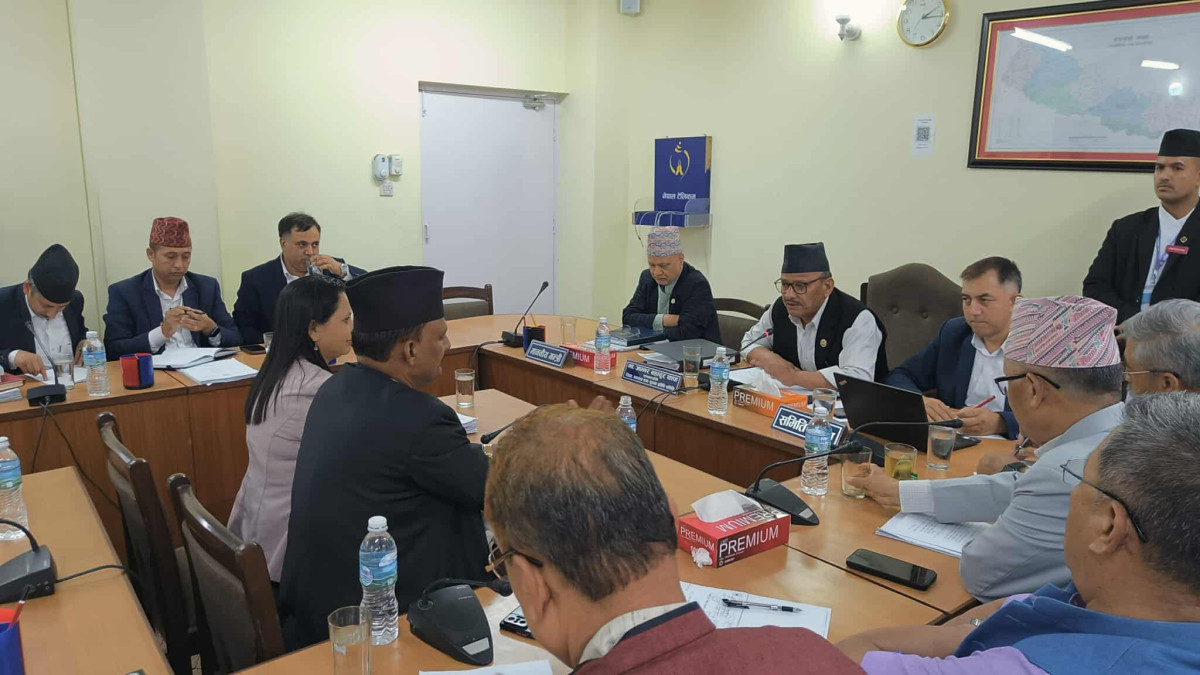 शिक्षा समितिको बैठक सुरू, के मा हुदैँछ छलफल ?