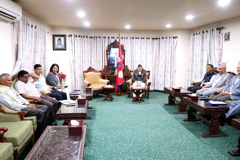 सभामुख घिमिरे र दलका सचेतकहरू बिचको बैठक सुरु