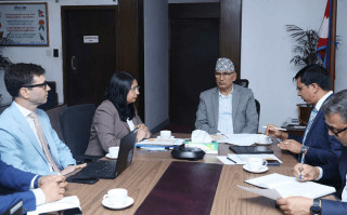 अर्थमन्त्री पौडेल र आइएमएफ मिसन प्रमुखबिच शिष्टाचार भेटवार्ता