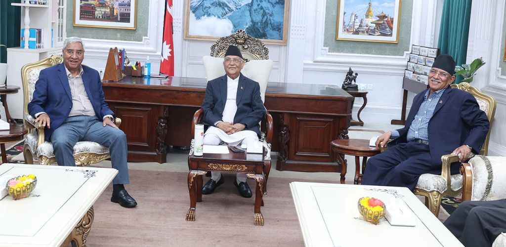 प्रधानमन्त्रीसहित प्रमुख तीन दलका शीर्ष नेताबिच छलफल  सुरु