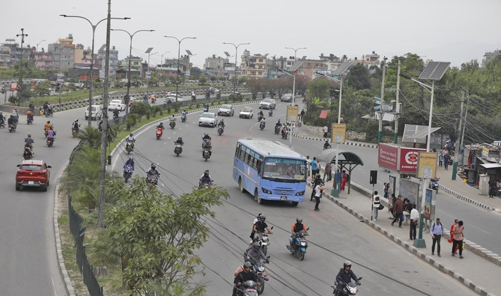 यातायात व्यवसायीको आन्दोलन स्थगित
