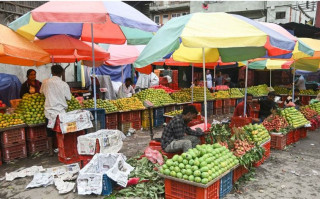 मौसम सुरु नहुँदै कार्बाइड हालेर पकाएको आँप बजारमा छ्यापछ्याप्ती, नखान विज्ञको सुझाव