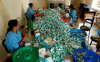 राजावादी आन्दोलनमा जलाइएको जडीबुटी उत्पादन तथा प्रशोधन कम्पनी तङ्ग्रिँदै