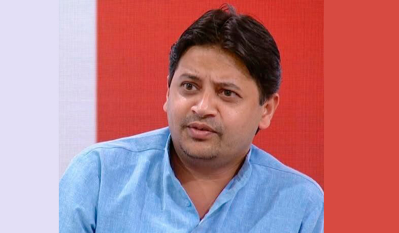 पत्रकार नारायण अर्याल कुपण्डोलबाट पक्राउ