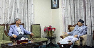 संसद् बैठकअघि सभामुख र गृहमन्त्री छलफलमा जुटे