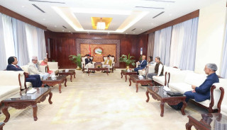 बजेट पास गर्नुअघि बालुवाटारमा सत्तापक्षीय दलको बैठक जारी