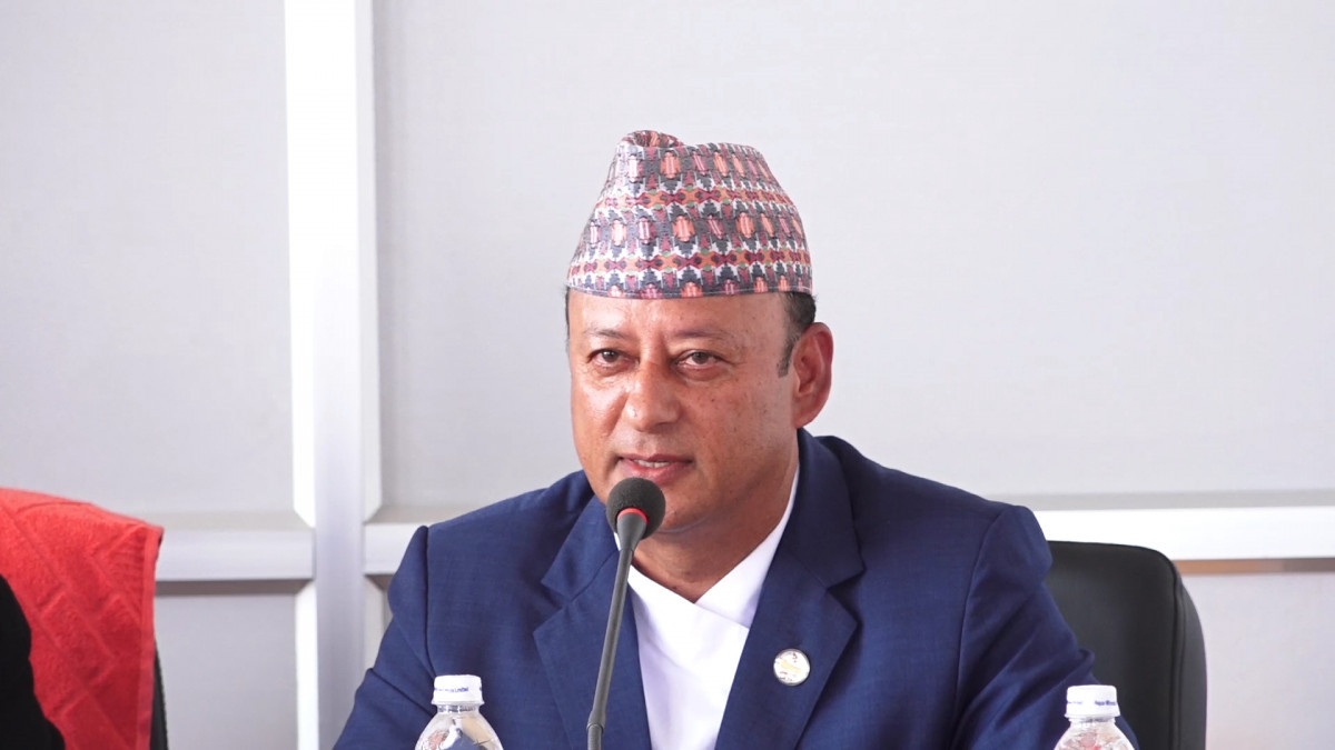 अनुदानमा धेरै विश्वास नगरौँः मन्त्री खड्का