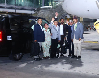 प्रधानमन्त्री ओली स्वदेश फर्किँदै