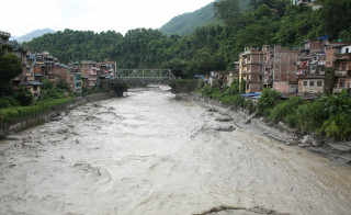 घट्दो क्रममा भोटेकोशीको बाढी