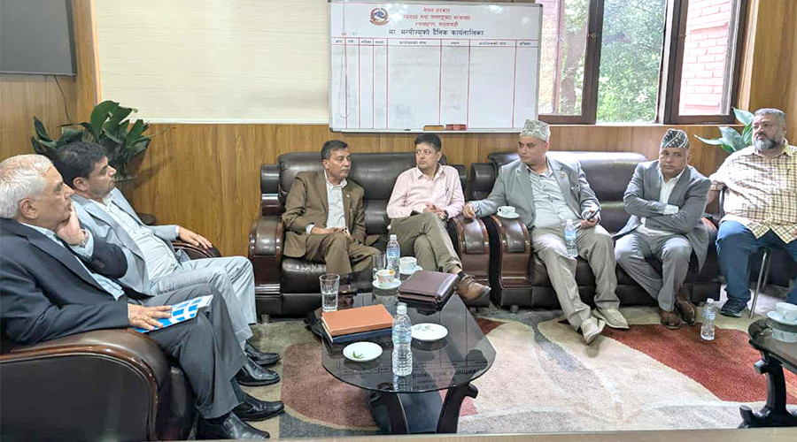 आन्दोलनरत  चिकित्सक र सरकारबीच आज बेलुकी वार्ता, तीन मन्त्री   पनि  सहभागी हुने