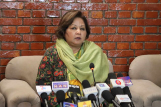 युलेन्स स्कुलको अध्यक्ष पदबाट आरजुले दिइन् राजीनामा