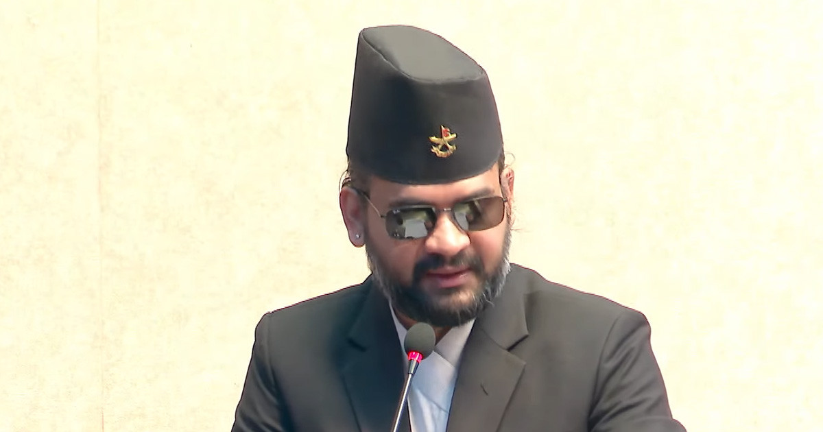 बालेनको राजीनामा होल्ड