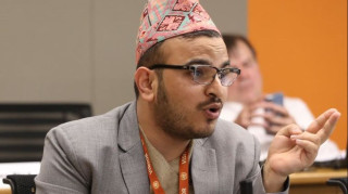 फर्जी कागजात बुझाएर बिमा प्राधिकरणको अध्यक्ष बनेका ओझा बर्खास्त